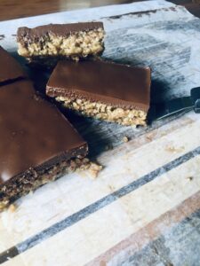Peanut Butter Chocolate Oatmeal Bars